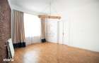 Apartament ultracentral cu 3 camere pe Strada Primariei
