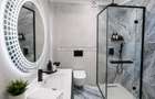 Apartament 3 camere de inchiriat la White Titanic Mamaia Nord - 14