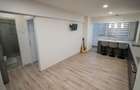 Apartament 2 camere, decomandat,etaj 3, zona centrala - 5