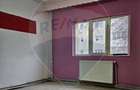 Apartament cu 2 camere decomandat de vanzare, etaj 1, zona Milcov
