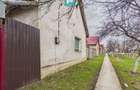 Casă modestă cu 3 camere de renovat în Mișca - 2