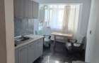 Apartament cu 3 camere Zona Centrala la ETAJUL 3 !!!