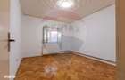 Apartament cu 3 camere de vanzare in zona apreciata