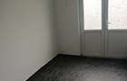 Oportunitate investitie !Spatiu-apartament ultracentral ,stradal , 4 camere, multiple activitati - 7