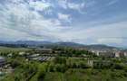 Apartament cu 3 camere decomandat în Tractorul - 9