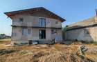 Casă individuală cu 6 camere cu Canalizare în Bungetu - 3