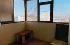 Apartament cu 3 camere decomandat în - 5