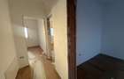 Duplex cu 5 camere cu Canalizare în Plopi - 9