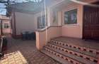 Casă cu 5 camere cu Canalizare în Central - 15