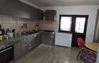 Casa de vanzare complet mobilata, ideala pentru familie - 1