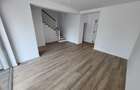 Duplex cu 4 camere decomandat cu Canalizare în Braytim - 3