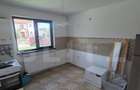 Casă cu 4 camere cu Teren 500 Mp în Stupini - 2