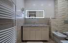 Apartament cu 3 camere decomandat în Tractorul - 36