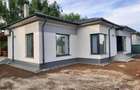 Casă individuală cu 4 camere cu Teren 923 Mp în Gulia - 1