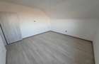 Casă cu 4 camere în Moșnița Nouă - 6