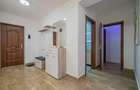 Apartament cu 3 camere decomandat în Brașov - 1