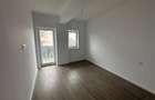 Apartament cu 3 camere semidecomandat în Turnișor - 5