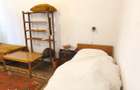 Casa de locuit cu 3 camere, curte si garaj pe strada Budiului - 12