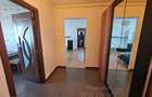 PROPRIETAR, 2 Camere, An 1983, 4 min Metrou 1 Decembrie, Ozana, Titan