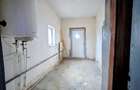 Hala de productie + casa de locuit, cu teren generos - in Hodis, comun - 8