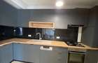 Apartament cu 3 camere decomandat în Sisești - 9