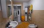 Casă individuală cu 7 camere cu Canalizare în Central - 18