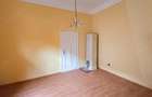 Locuin?a ultracentrala compusa din doua apartamente cu intrari separate - 1