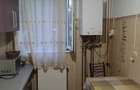 Inchiriez apartament 3 camere - 4