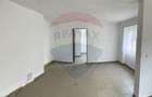 Spațiu comercial, de 40.040000915527 mp, în Vest - 8