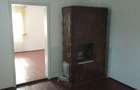 Casa in Gura Humorului, Suceava, Supraf: 250mp+1500mp teren si garaj 8 x 4.5 metri, 8 camere, 2 balcoane 2 bai o pivnita pentru depozitare 4x4 mp - 2