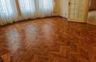 Apartament 3 camere liber la vanzare zona Piata Sfatului - 2