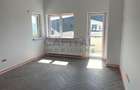 Apartament cu 3 camere decomandat în Bartolomeu - 8