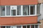 Apartament cu 3 camere decomandat în Cernatu - 1