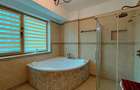 Apartament cu 3 camere decomandat în Central - 9