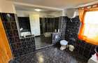 Casă individuală cu 6 camere cu Teren 4063 Mp în Est - 16