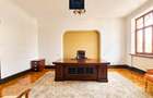 Apartament cu 5 camere semidecomandat în P-ța Romană - 1