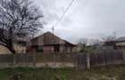 Teren cu casa, Podari, 1000 mp, toate utilitatile, 20 m desc - 1