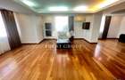 Apartament cu 3 camere decomandat în Primăverii - 4