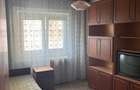 De vanzare - Apartament 4 camere, semidecomandat, Teiul Doamnei nr.5 - 7