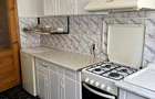 Apartament 3 camere, Baile Herculane central, decomandat, 2 bai, balcon mare - 2