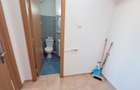 Apartament 2 semidecomandate, zona Milcov - 13