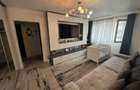 Apartament cu 3 camere semidecomandat în P-ța Muncii - 1