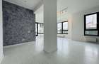 Vanzare apartament 3 camere, curte si loc de parcare - 7