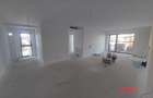 Apartament cu 3 camere decomandat în Sisești - 1