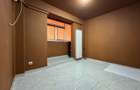 Spatiu comercial stradal, vad pietonal, parcare libera - 1