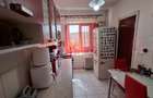 Apartament cu 3 camere decomandat în Alexandru cel Bun - 8
