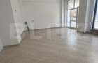 Spațiu comercial, de 60 mp, în Central - 1