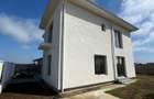 Casă cu 4 camere cu Teren 300 Mp în Vidra - 4