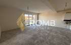 Apartament pe două niveluri, 60 mp, teren 360 mp, zona Edgar Quinet