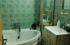 Apartament cu 3 camere decomandat în Tractorul - 7